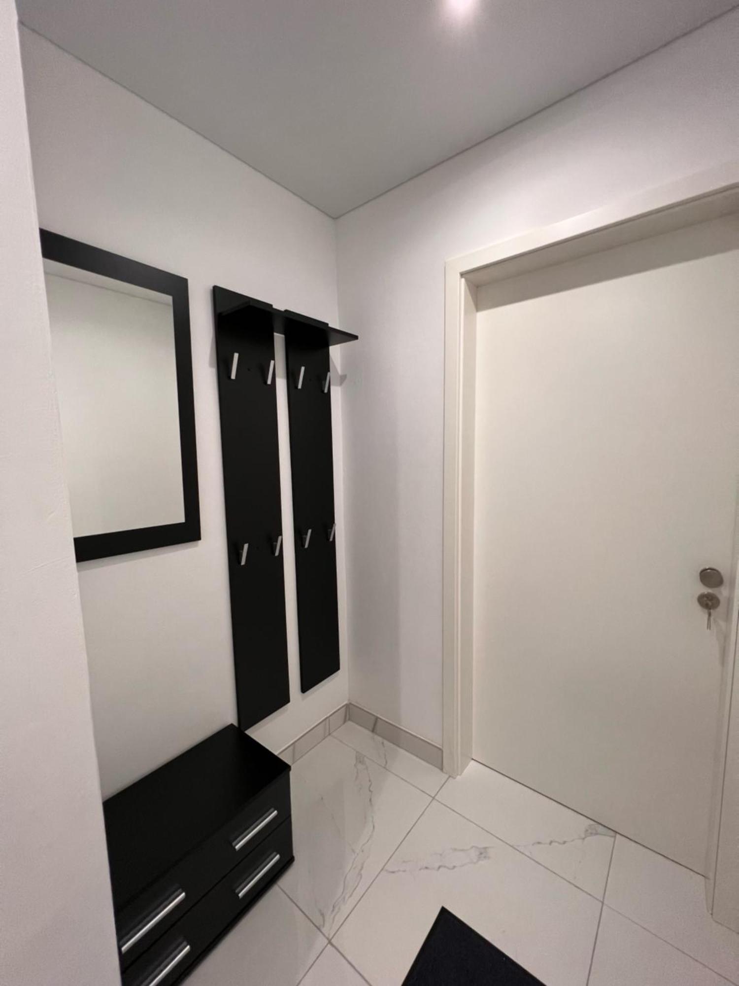 Penthouse M1 Apartment Нойнкирхен Екстериор снимка
